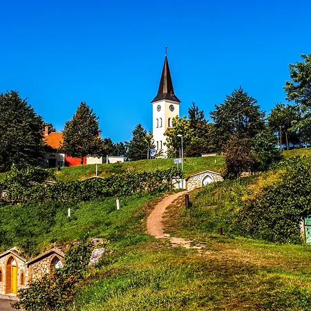 Penzion U TŘÍ RŮŽÍ-3